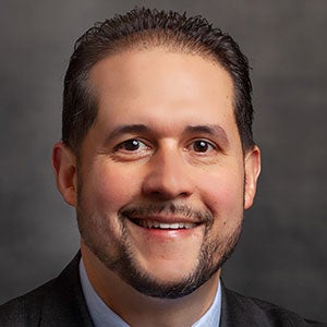 Andrés González
