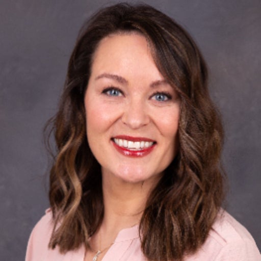 Alyssa Headshot